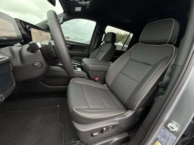 New 2026 Chevrolet Suburban Premier RWD image 19