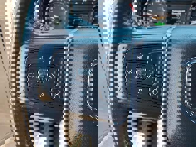 Used 2020 GMC Sierra 1500 Elevation w/ Elevation Value Package image 7