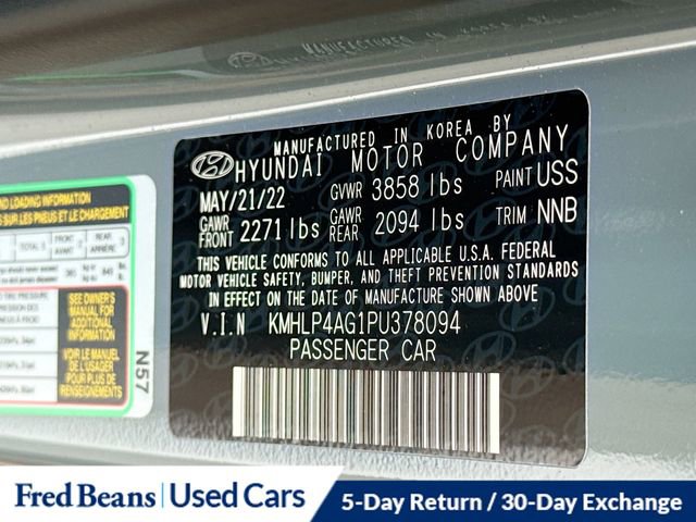 Used 2023 Hyundai Elantra Limited image 33