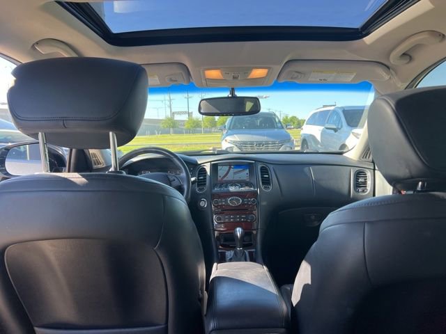 Used 2016 INFINITI QX50 2WD w/ Premium Plus Package image 6