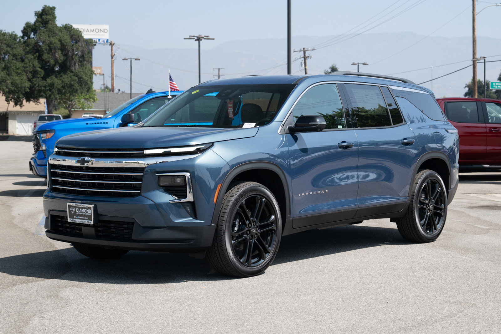 New 2026 Chevrolet Traverse LT w/ Driver Confidence Package image 8