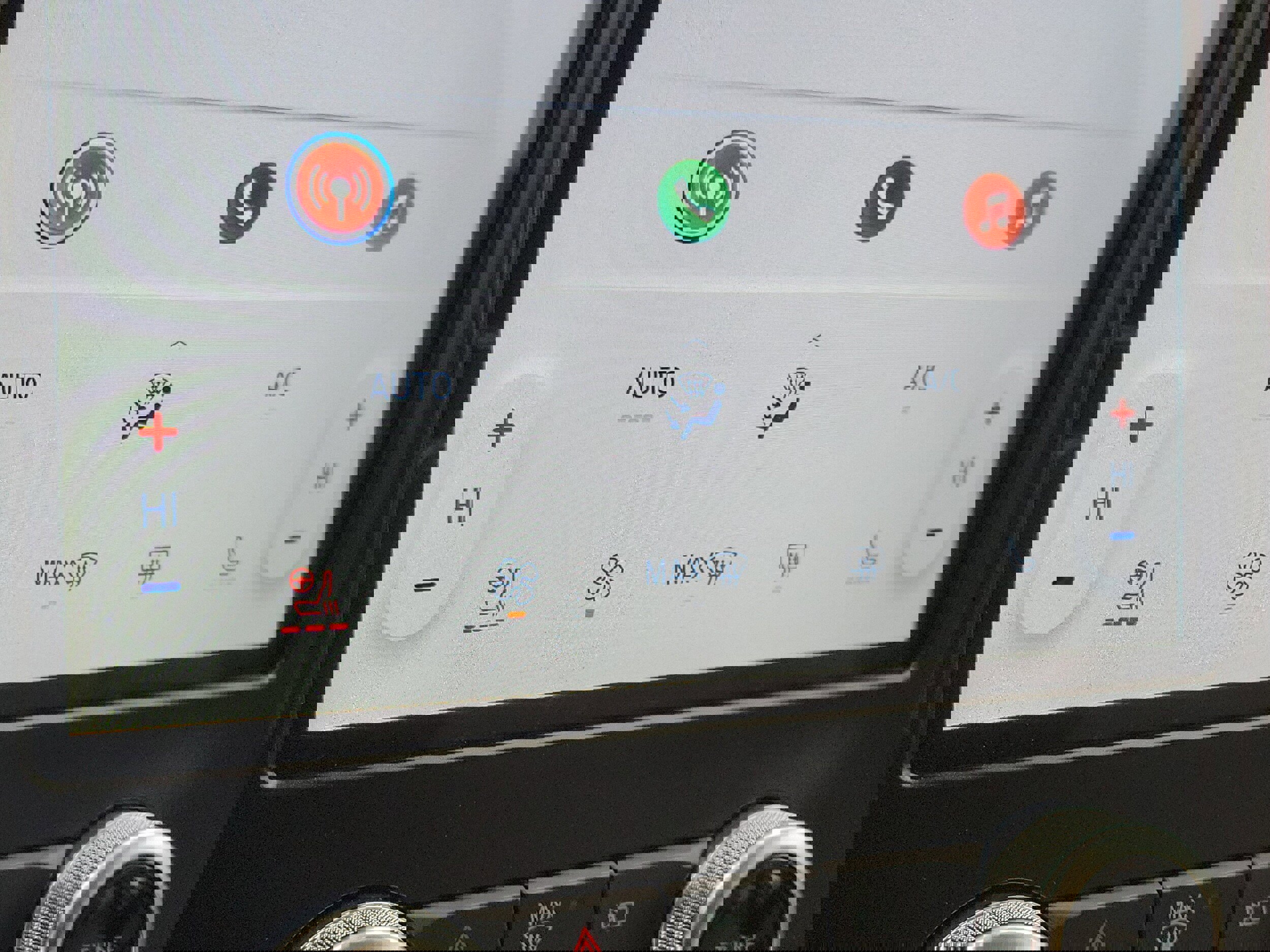 Used 2024 Ford Edge SEL w/ Convenience Package image 29