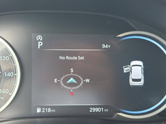 Used 2024 Genesis GV70 2.5T w/ Select Package AWD/4WD image 32
