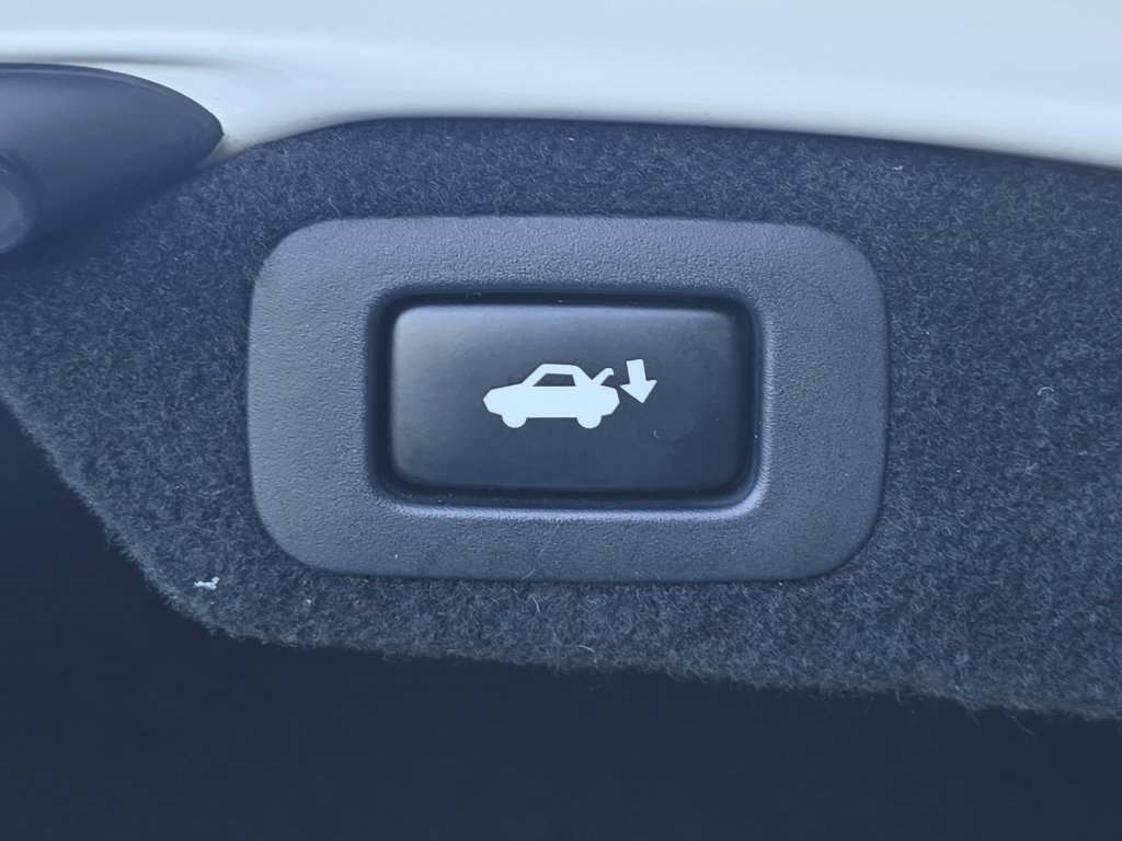 Used 2008 Lexus LS 460 RWD image 16