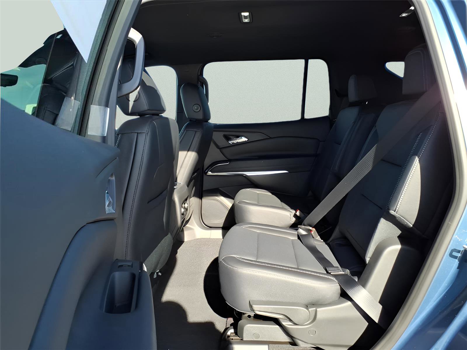 New 2026 Chevrolet Traverse LT w/ Driver Confidence Package image 9