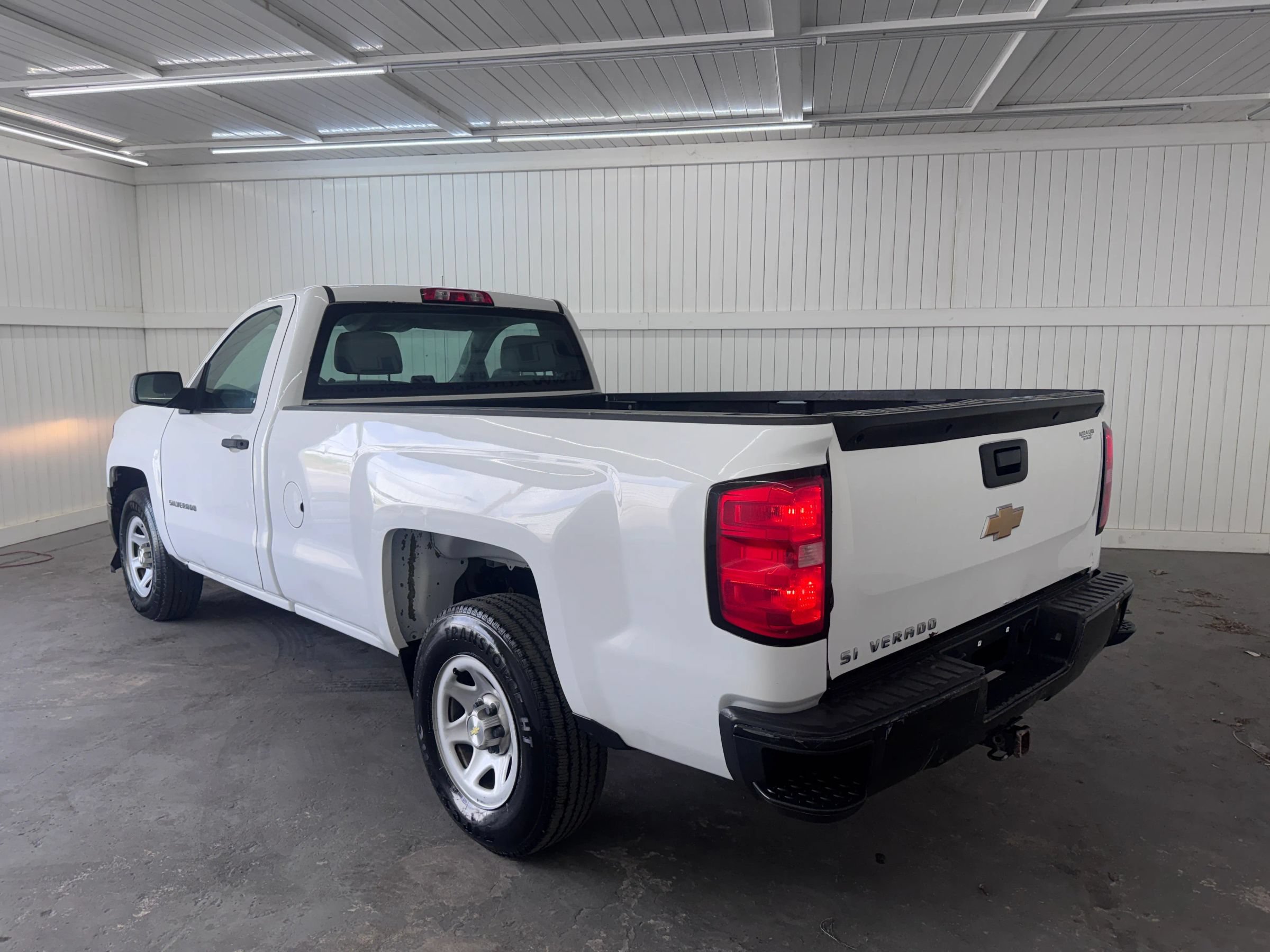 Used 2015 Chevrolet Silverado 1500 W/T RWD image 7