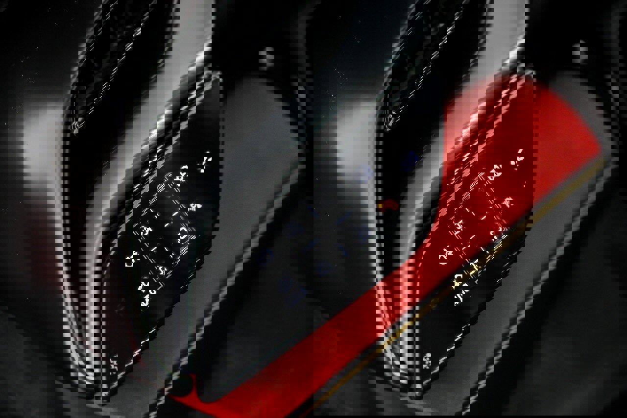 Used 2022 Ferrari SF90 Spider image 35