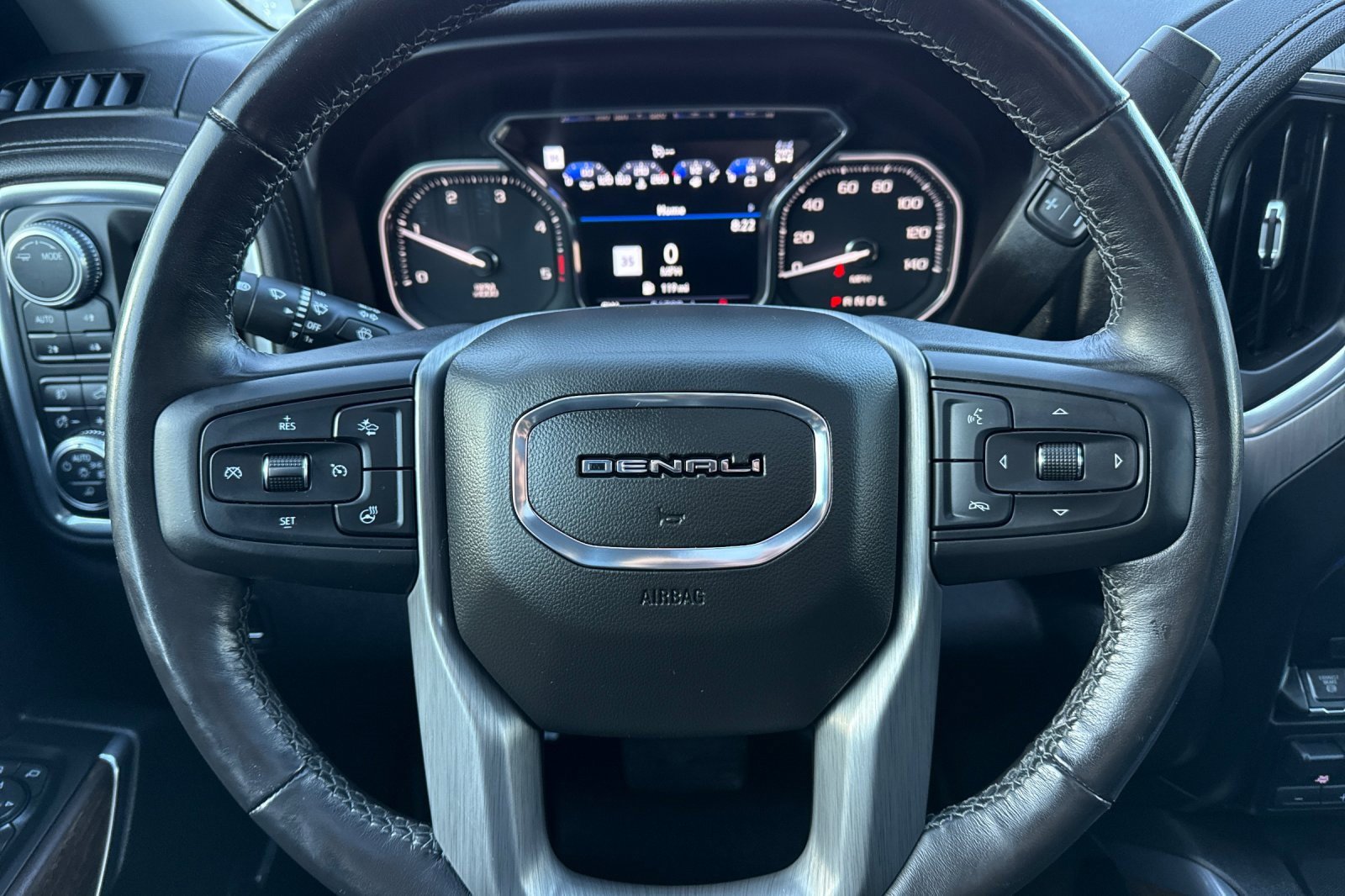 Used 2020 GMC Sierra 2500 Denali w/ Denali Ultimate Package image 24