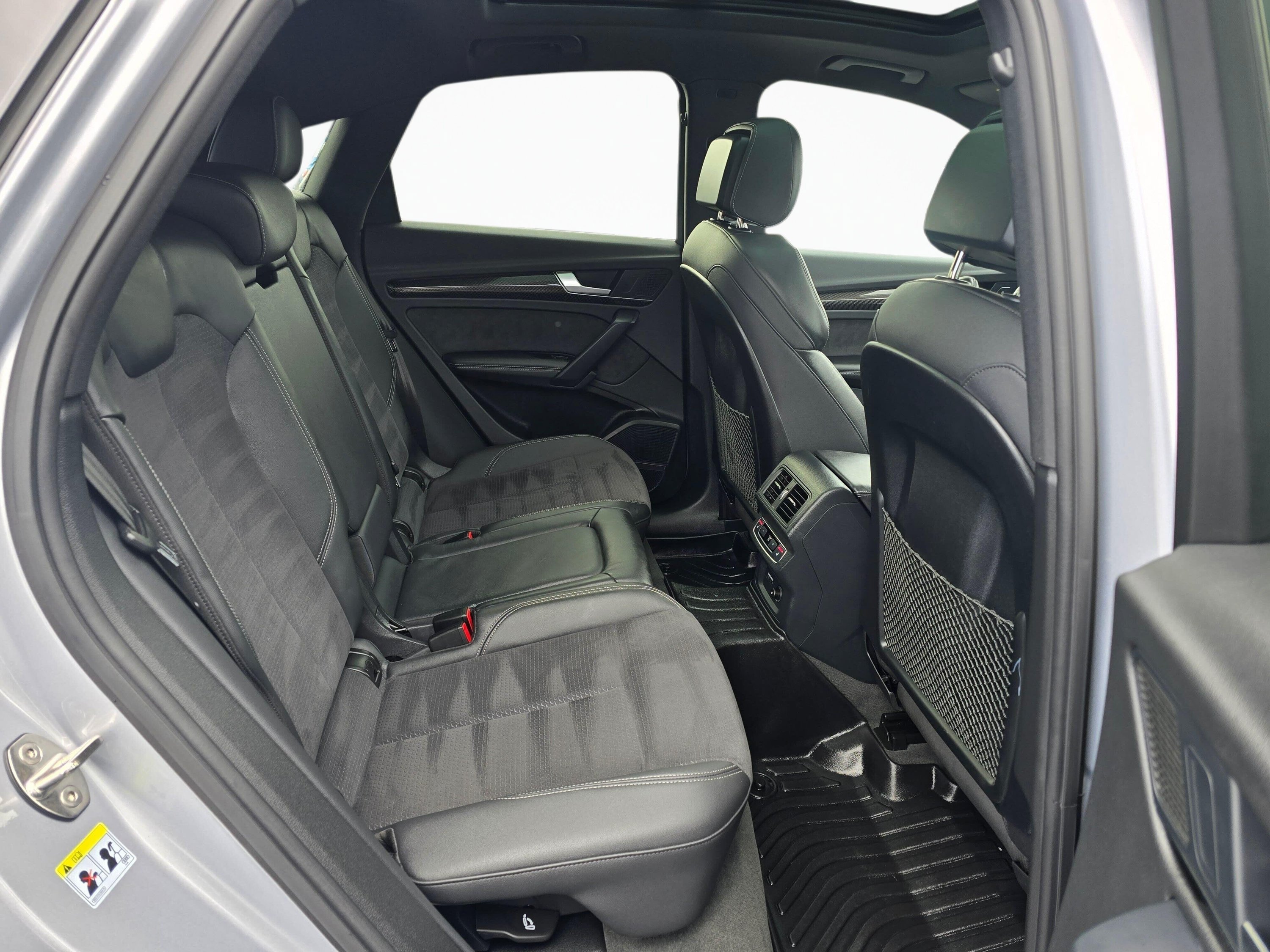 Used 2023 Audi SQ5 Prestige w/ Prestige Package AWD/4WD image 25
