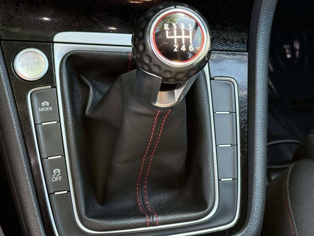 Used 2017 Volkswagen GTI Sport FWD image 20