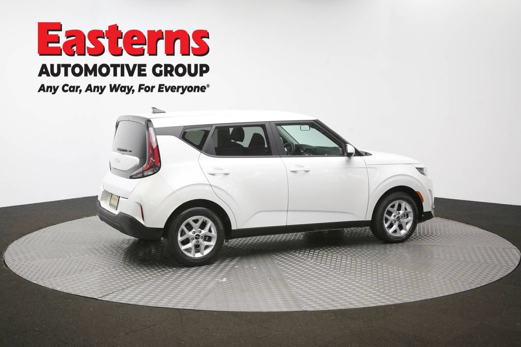 Used 2024 Kia Soul LX w/ Option Group 015 FWD image 42