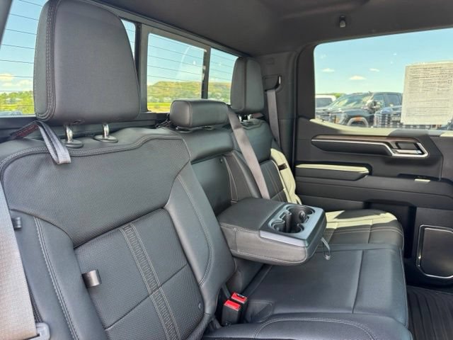 Used 2024 Chevrolet Silverado 1500 High Country w/ Technology Package AWD/4WD image 18