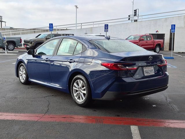 Used 2025 Toyota Camry LE FWD image 11