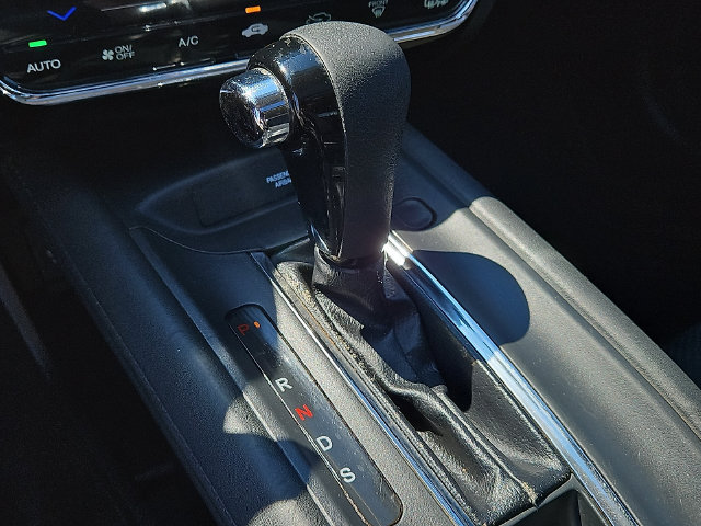 Used 2016 Honda HR-V EX image 16