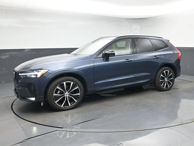 Used 2024 Volvo XC60 B5 Plus w/ Protection Package Premier AWD/4WD image 4