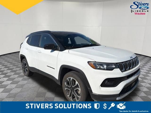 Used 2024 Jeep Compass Limited AWD/4WD image 3