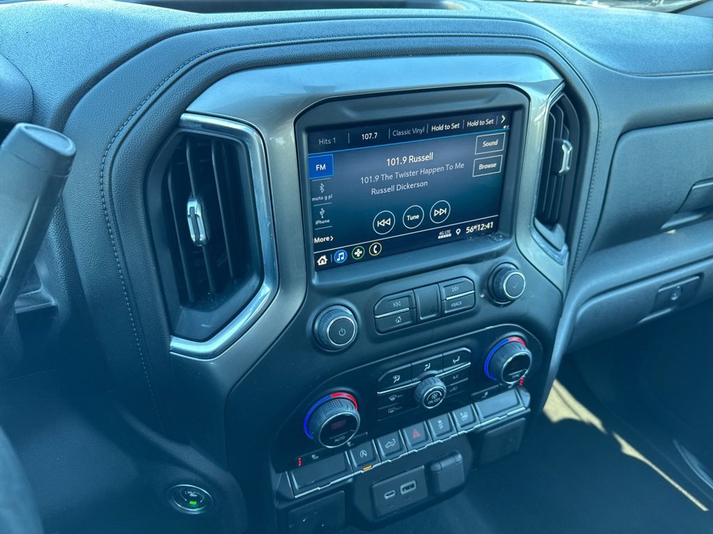 Used 2021 Chevrolet Silverado 1500 LT image 10