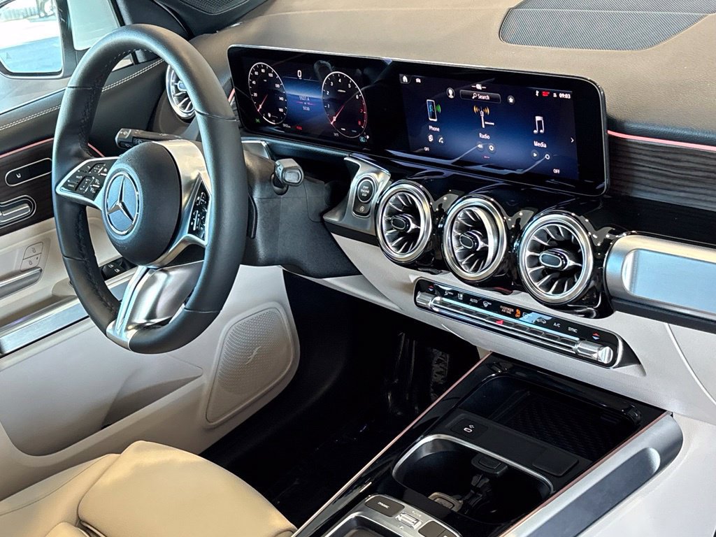 Certified 2026 Mercedes-Benz GLB 250 4MATIC image 34