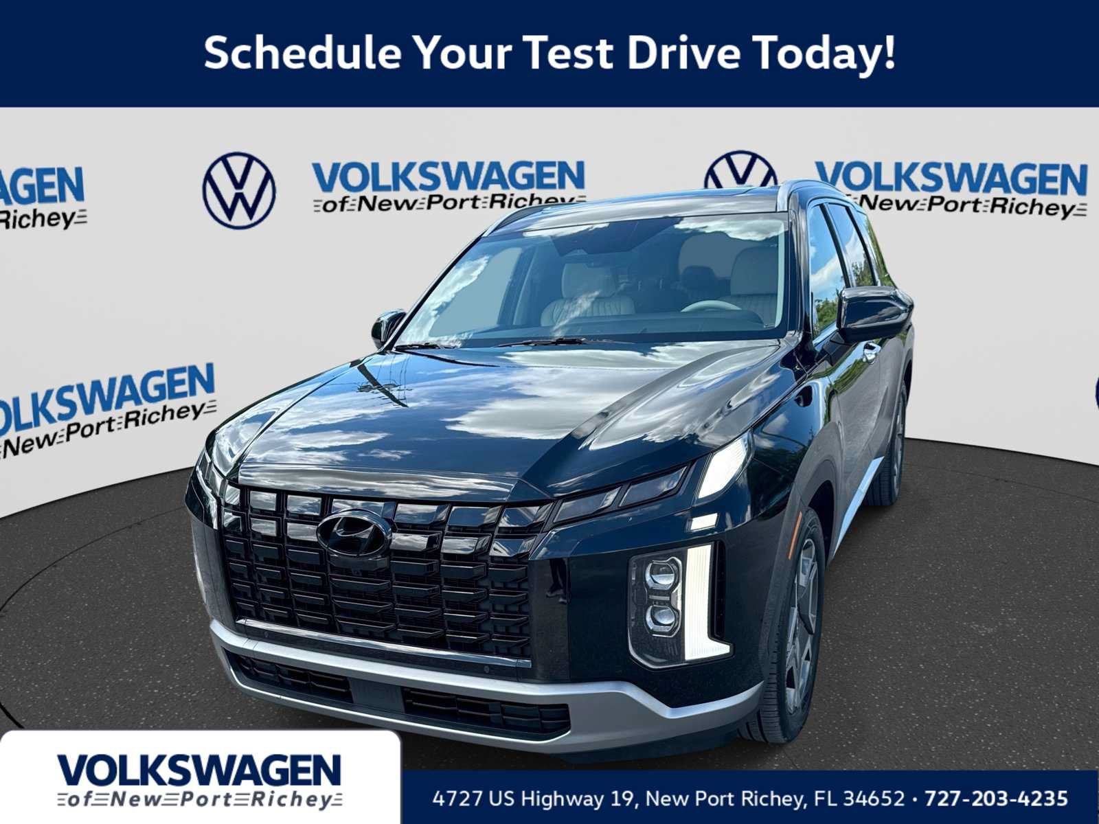 Used 2023 Hyundai Palisade Limited FWD image 1