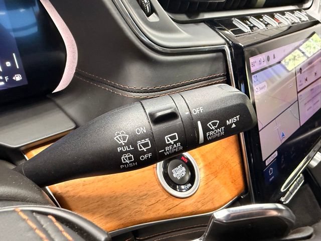 Used 2021 Jeep Grand Cherokee L Summit AWD/4WD image 25