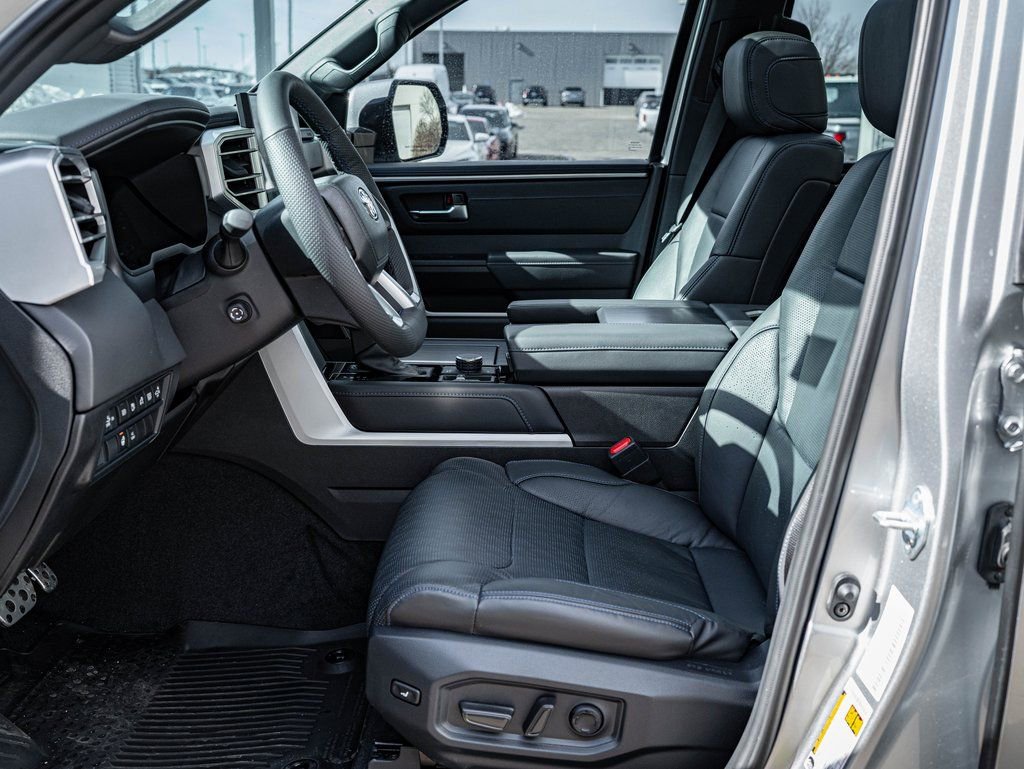 Used 2025 Toyota Tundra Platinum image 21