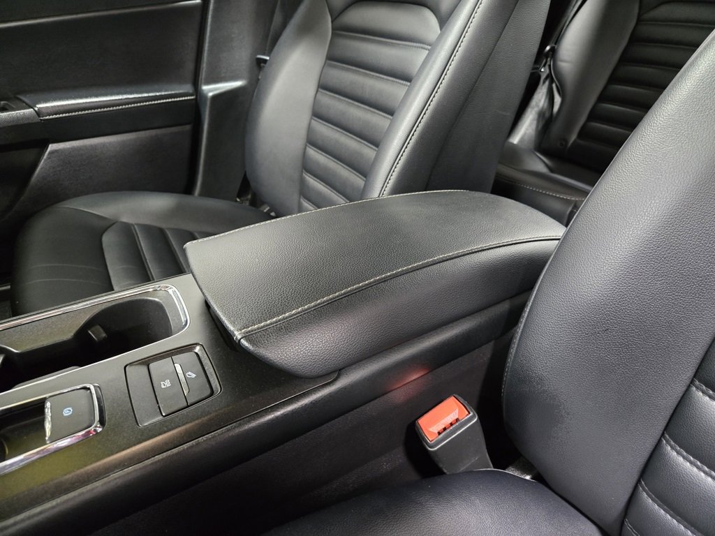 Used 2019 Ford Fusion SEL image 30