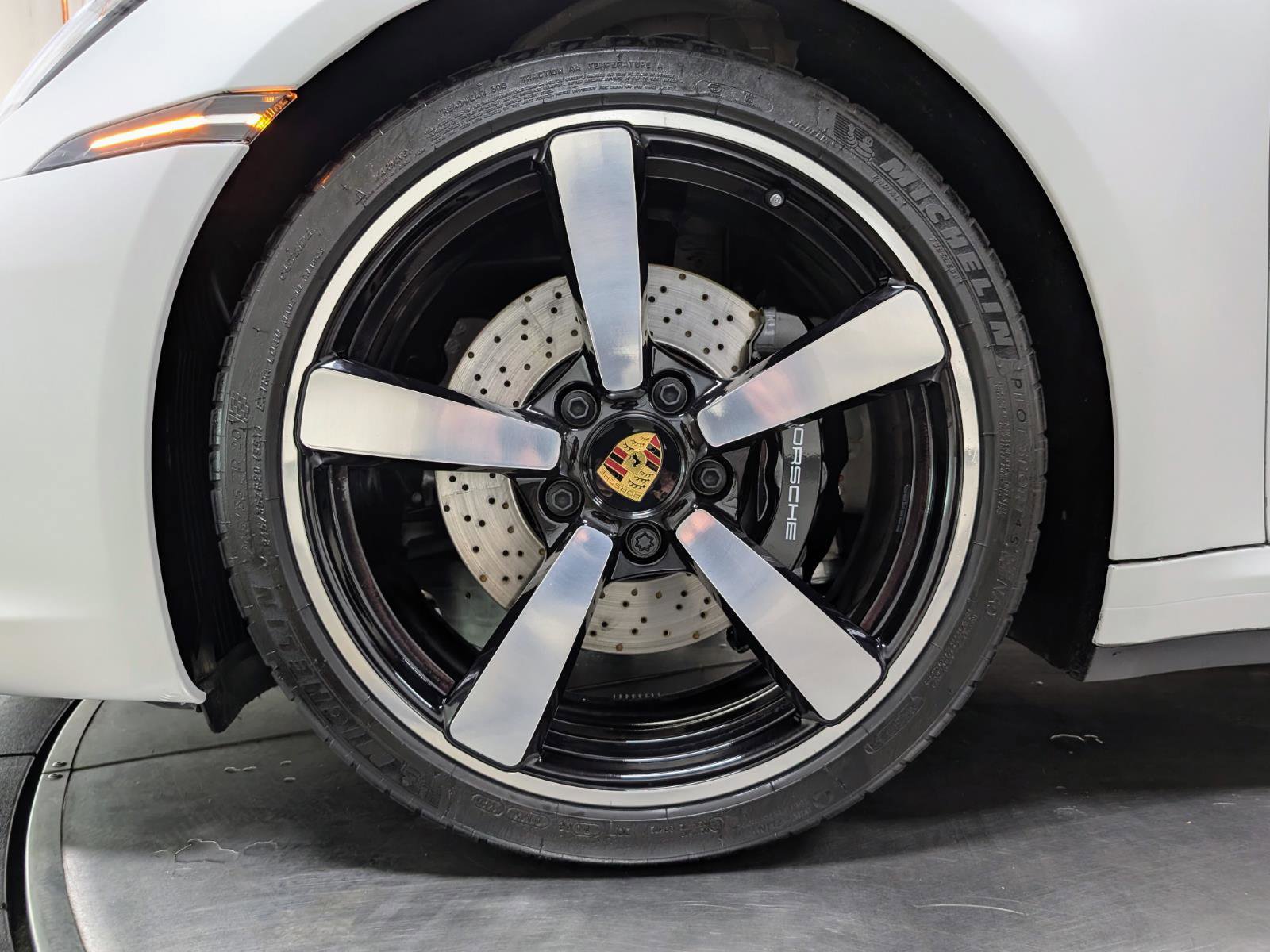 Used 2023 Porsche 911 Targa 4S w/ Premium Package AWD/4WD image 18