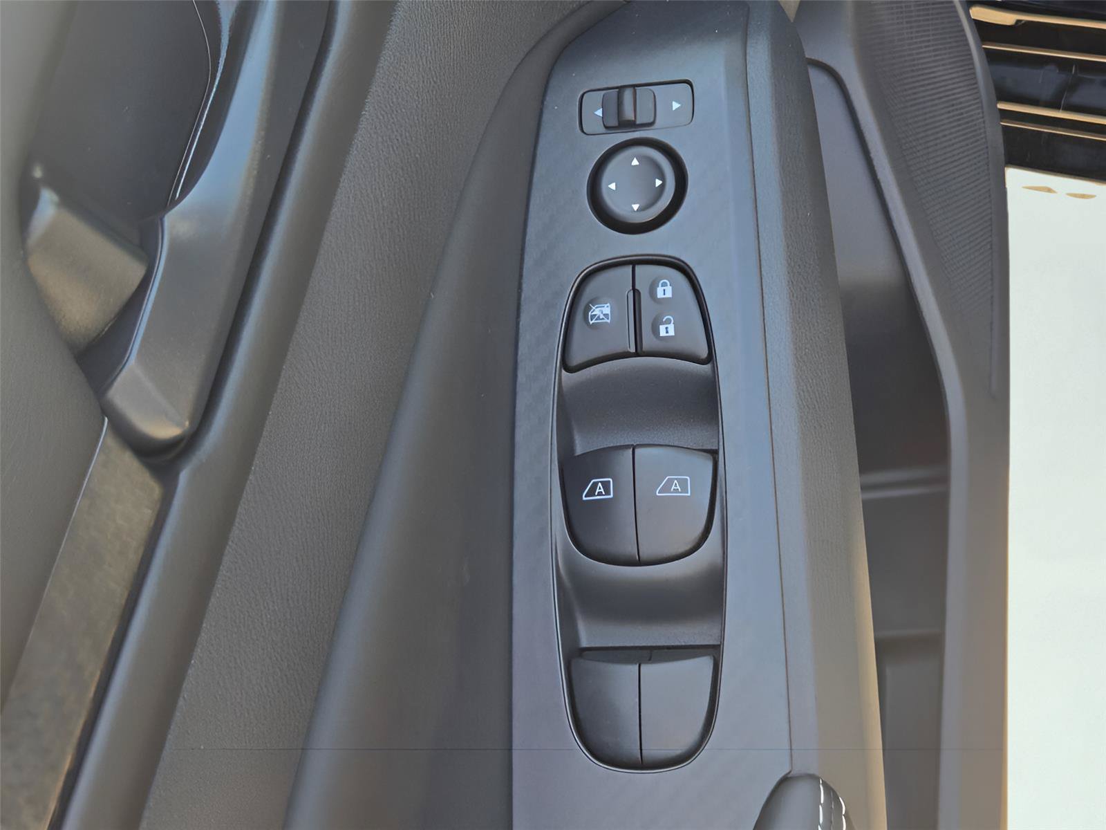 New 2026 Nissan Altima 2.5 SV AWD/4WD image 19