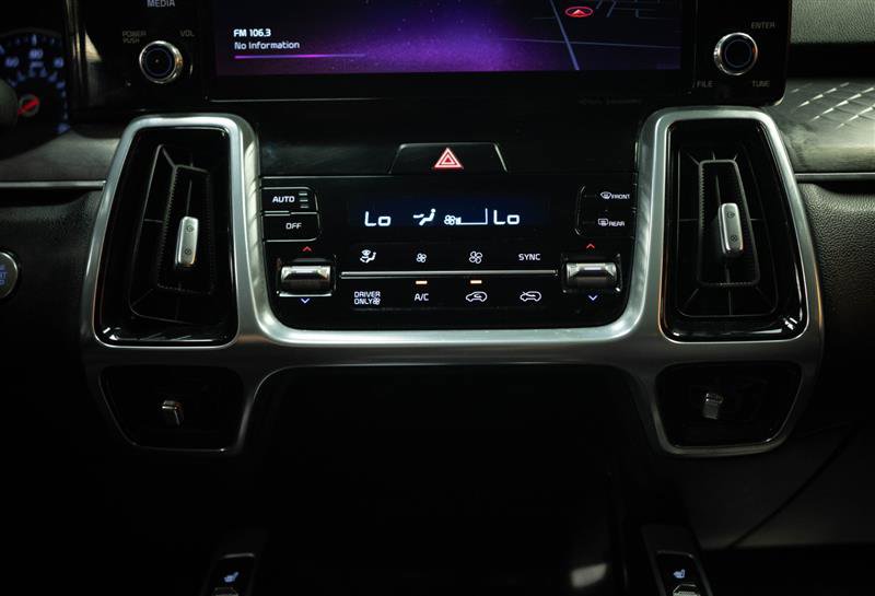 Used 2022 Kia Sorento SX w/ Panoramic Sunroof Package image 21