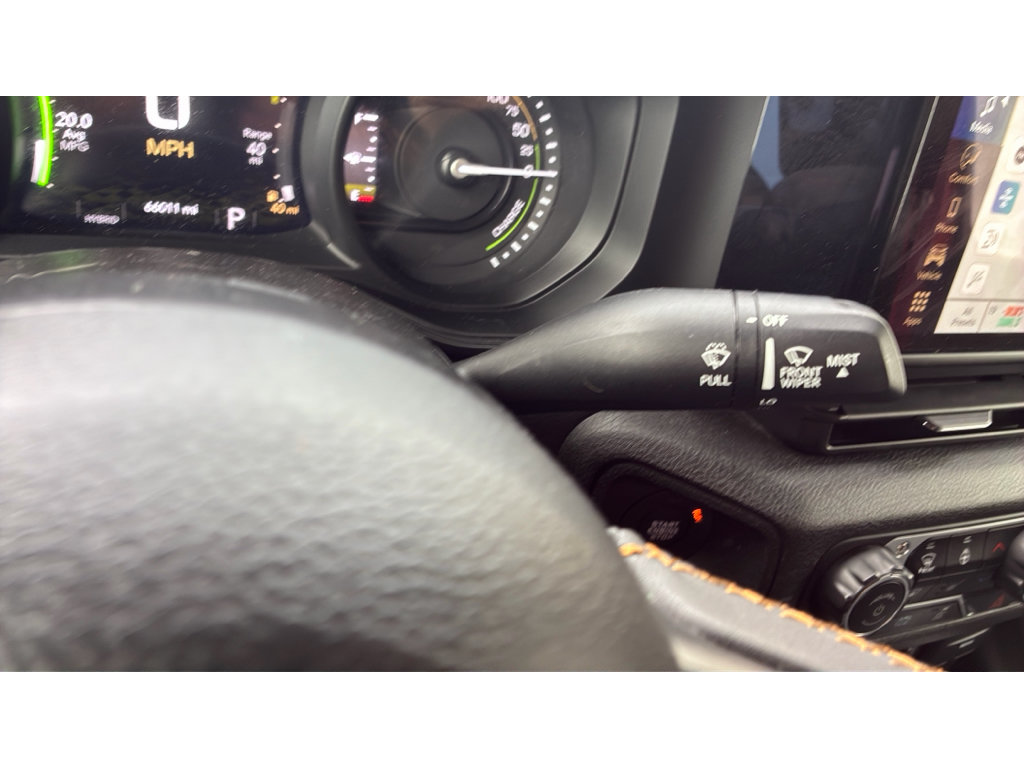 Used 2024 Jeep Wrangler Unlimited AWD/4WD image 22