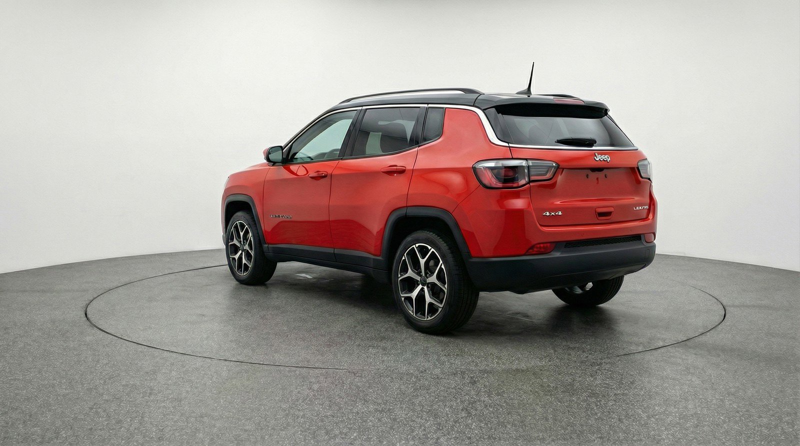 Used 2025 Jeep Compass Limited image 6