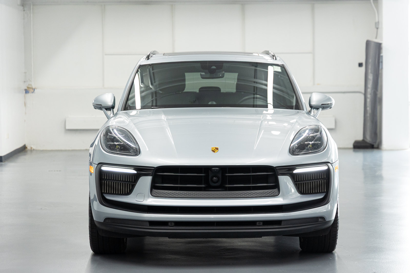 Used 2022 Porsche Macan S w/ Premium Package Plus AWD/4WD image 8