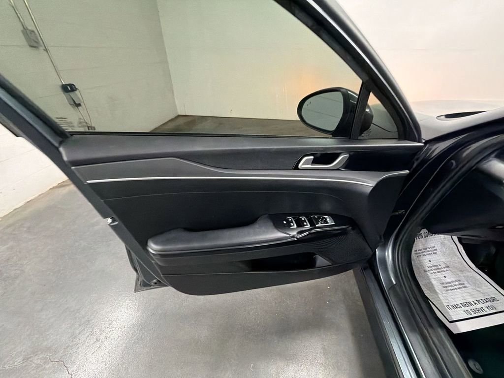Used 2022 Kia K5 LXS FWD image 20