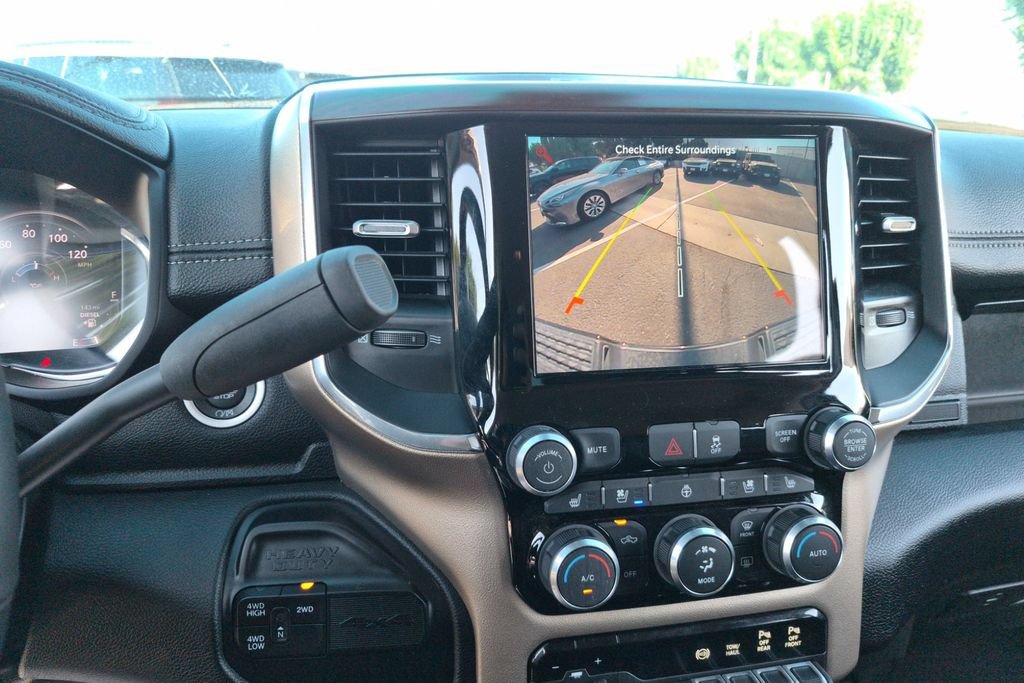 Used 2024 RAM 2500 Laramie AWD/4WD image 17