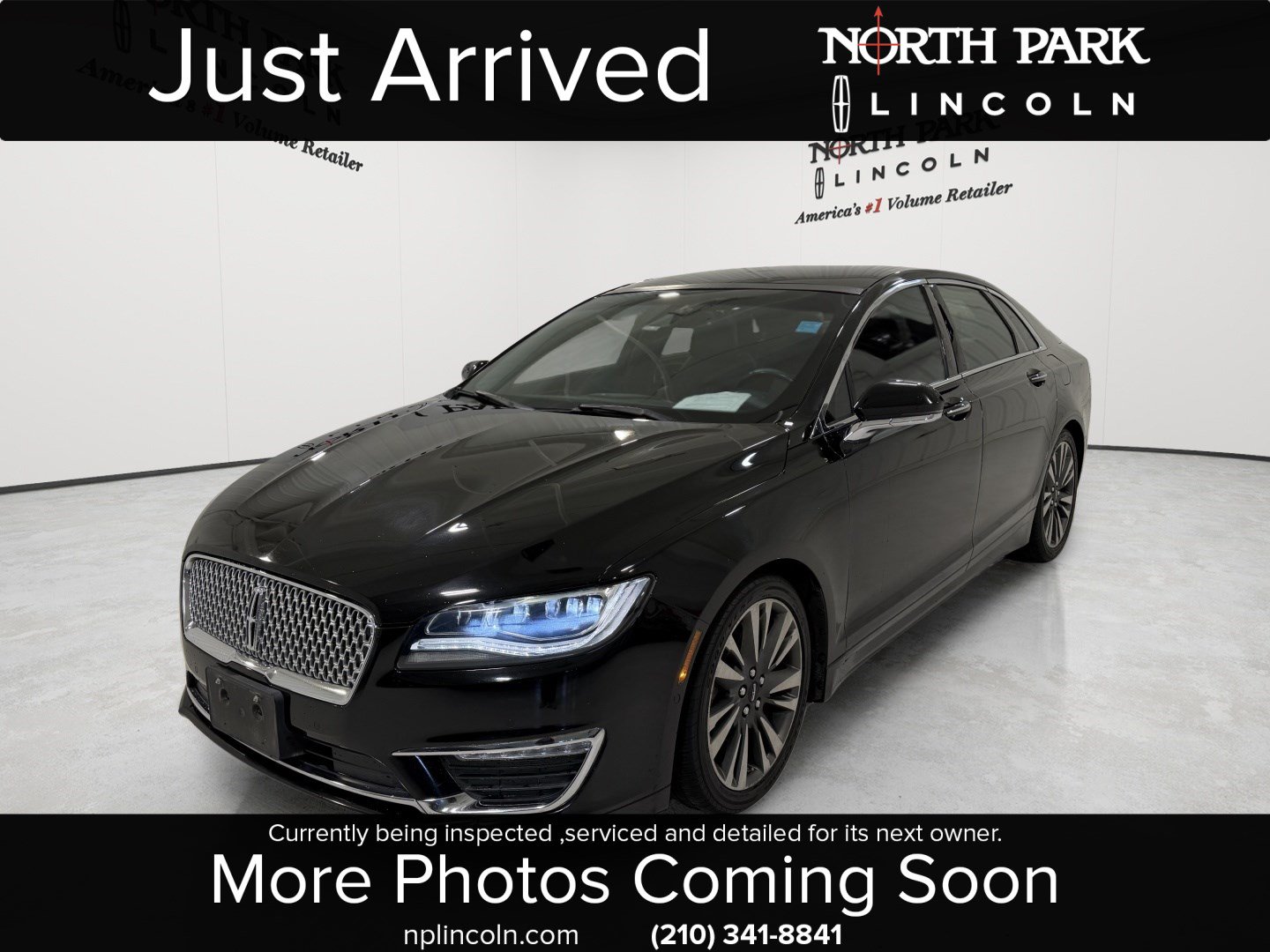 Used 2017 Lincoln MKZ Reserve w/ Luxury Package FWD image 1