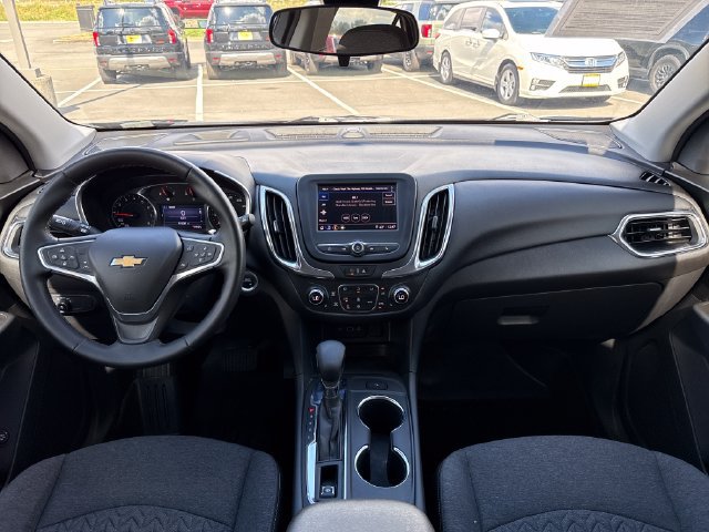 Used 2023 Chevrolet Equinox LT AWD/4WD image 13