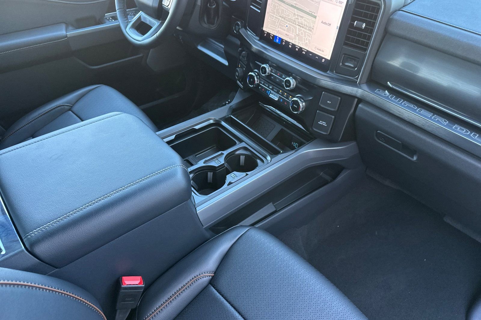 New 2026 Ford F250 Lariat w/ Black Appearance Package image 15