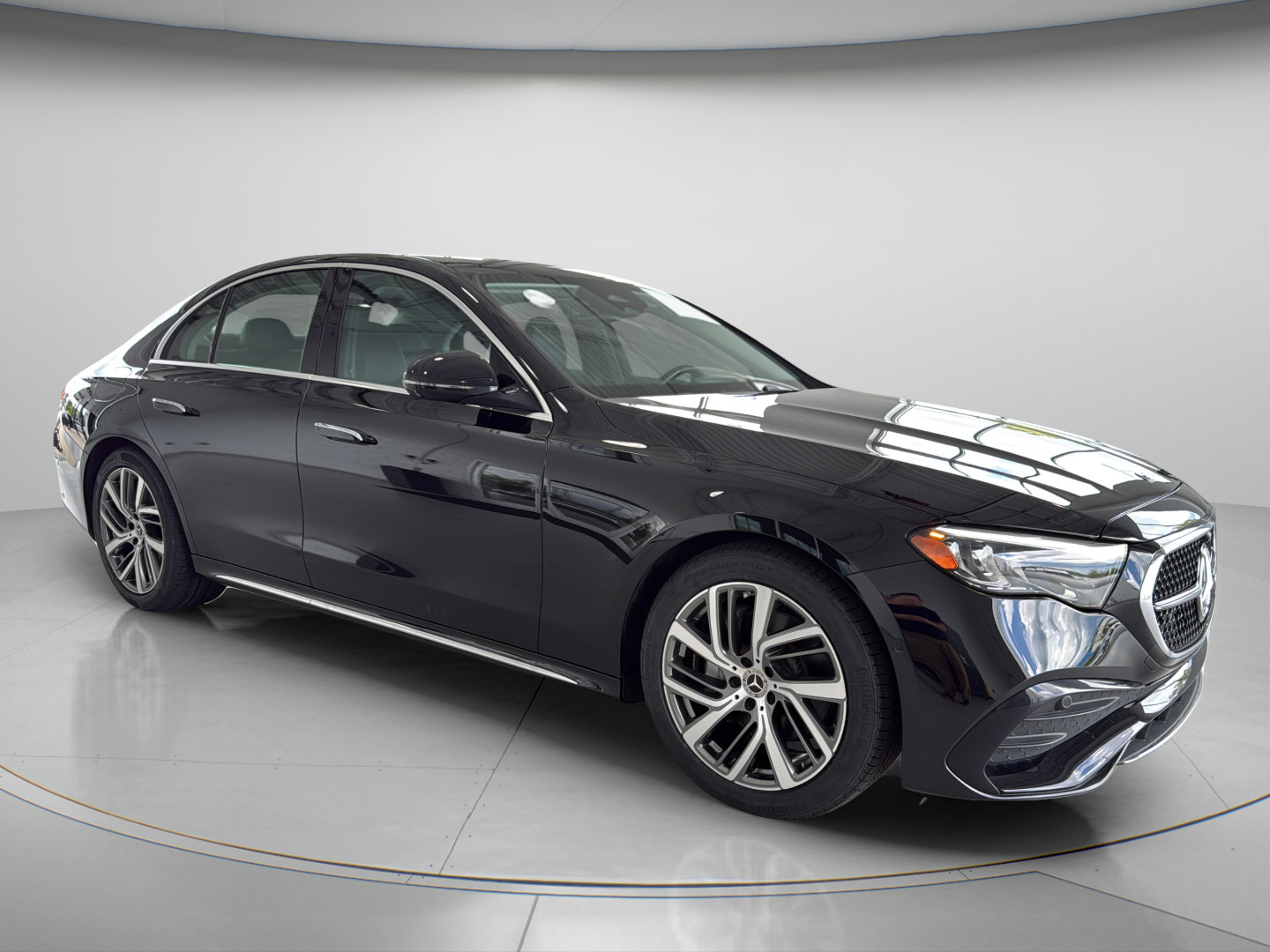 Certified 2025 Mercedes-Benz E 350 4MATIC Sedan w/ Winter Package image 11