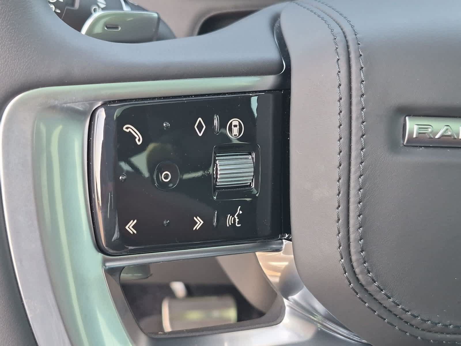 New 2026 Land Rover Range Rover SE AWD/4WD image 17