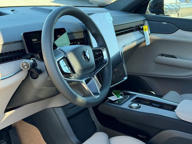 New 2025 Volvo EX90 Ultra w/ Protection Package Premier image 19