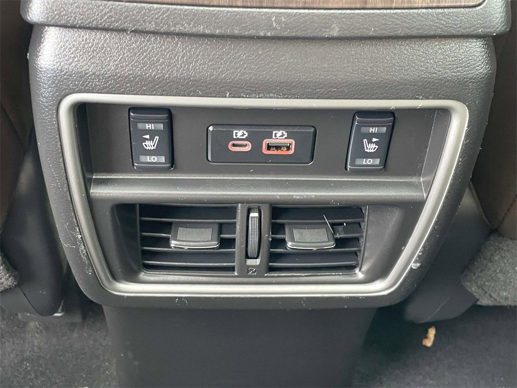 Used 2020 Nissan Murano Platinum w/ Cargo Package image 9