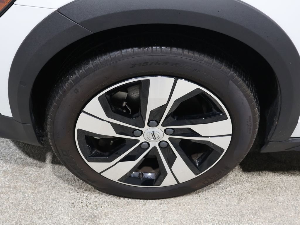 Used 2025 Volvo V60 B5 Cross Country Plus image 9