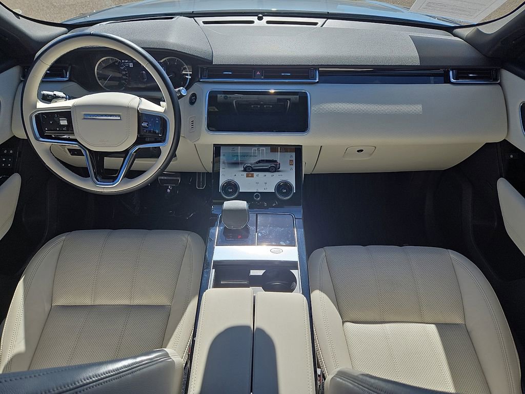 Used 2023 Land Rover Range Rover Velar R-Dynamic S image 17