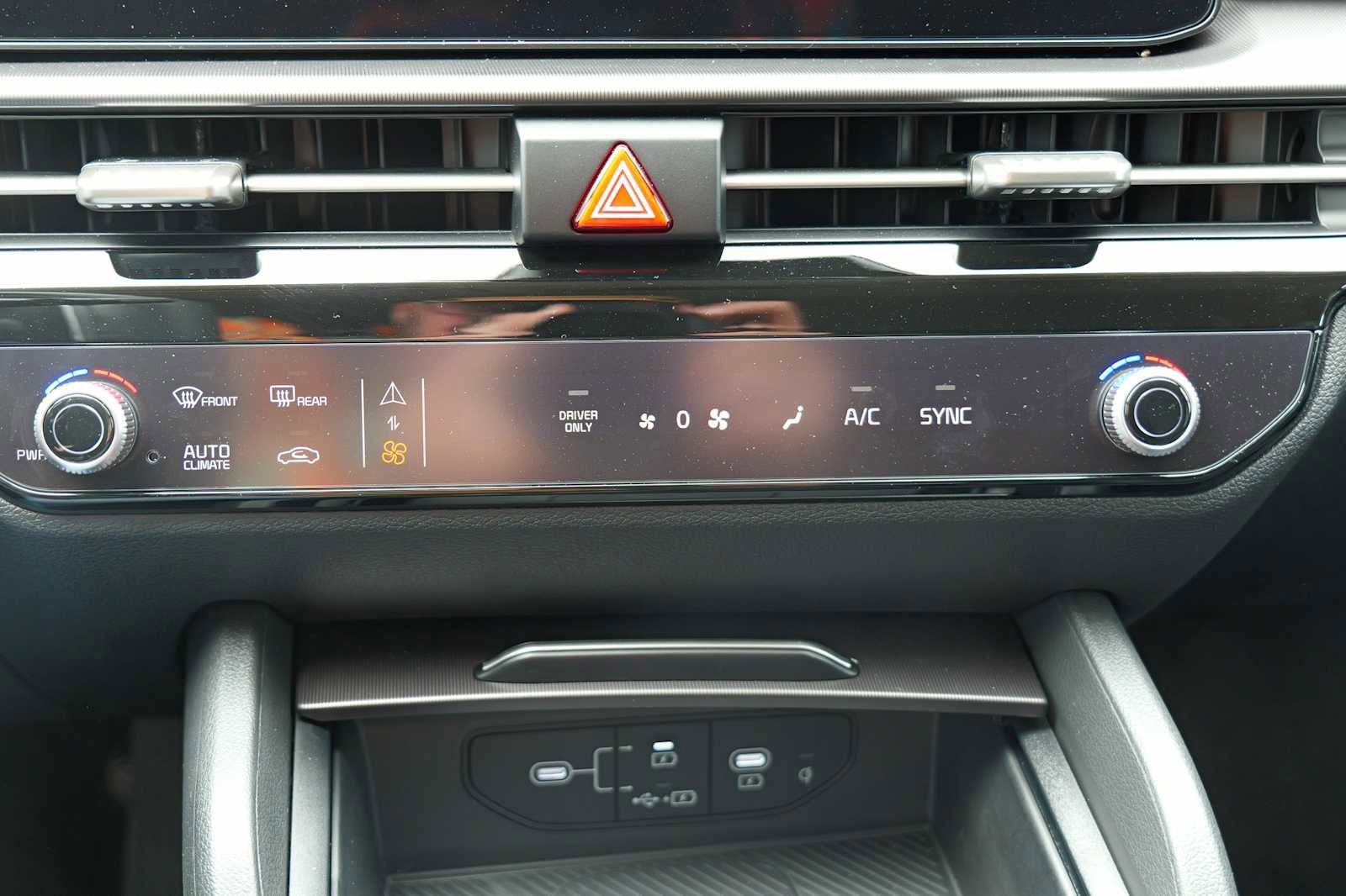 Certified 2026 Kia Sportage EX image 17