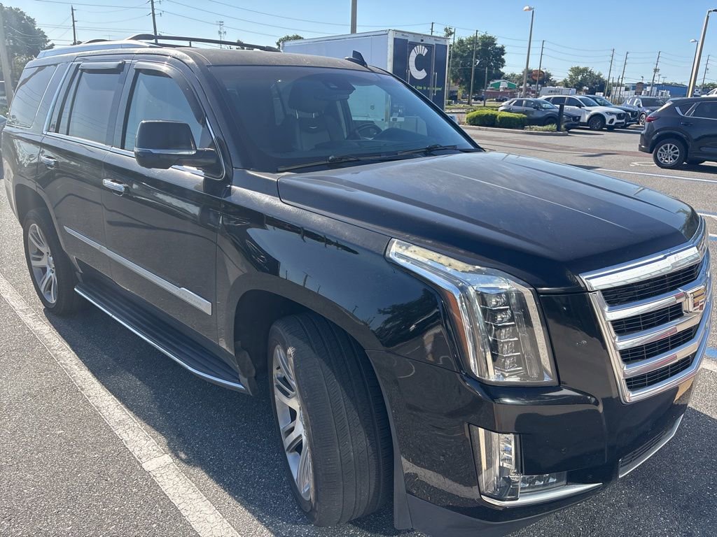 Used 2017 Cadillac Escalade Premium Luxury RWD image 21