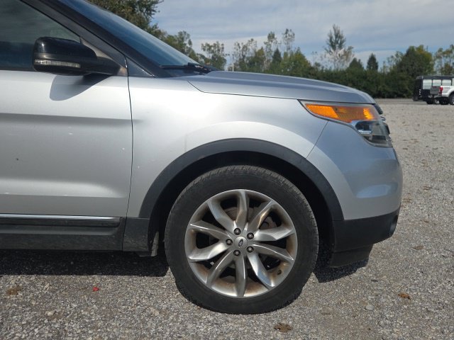 Used 2013 Ford Explorer XLT AWD/4WD image 4