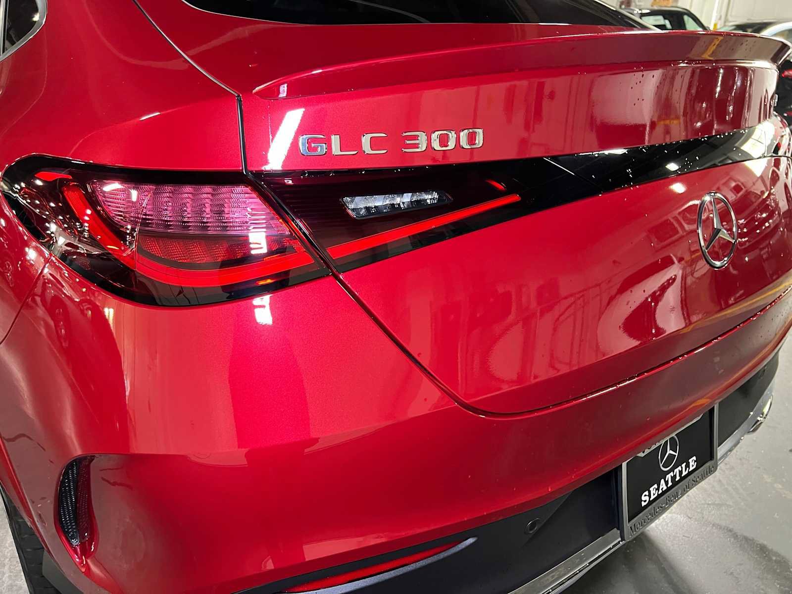 New 2027 Mercedes-Benz GLC 300 4MATIC image 14
