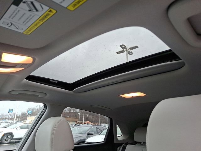 Used 2023 Hyundai Kona Limited w/ Cargo Package image 14