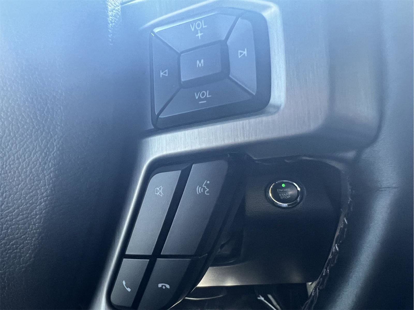 Used 2022 Ford F350 Platinum AWD/4WD image 23