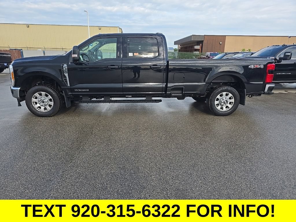 Used 2024 Ford F350 XLT AWD/4WD image 3